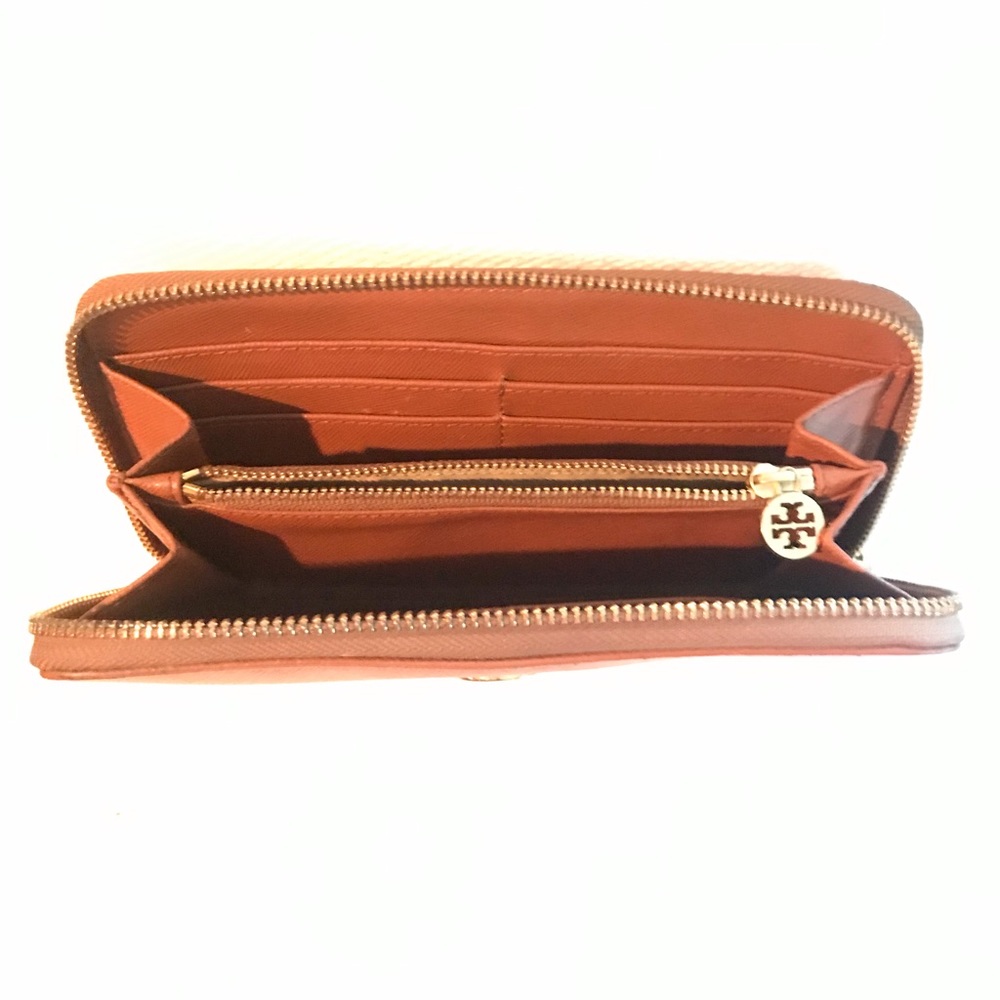 Tory Burch Wallet - Picture 6 of 7